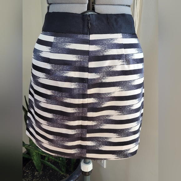 GAP multicolour mini skirt size 2 - Picture 3 of 8